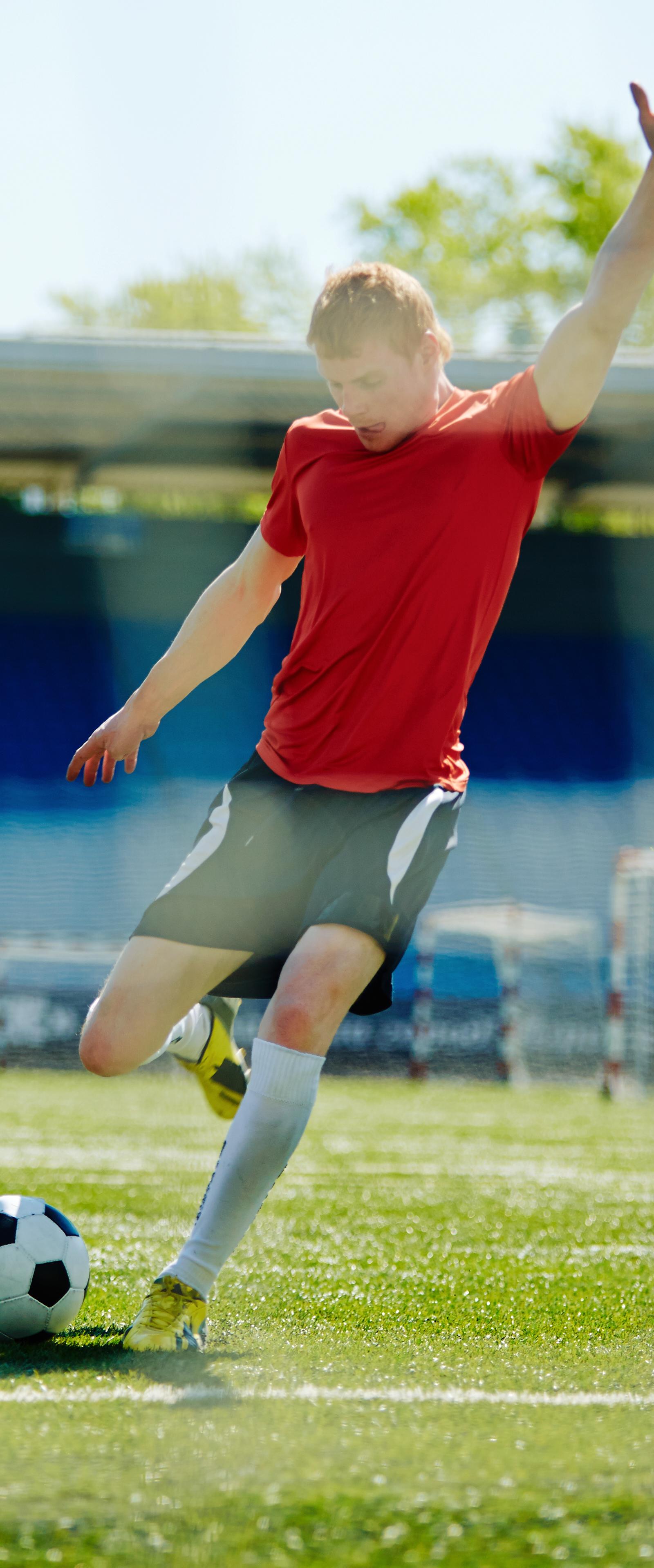 Barcelona's Amateur Football Leagues Attract Steady Community Participation