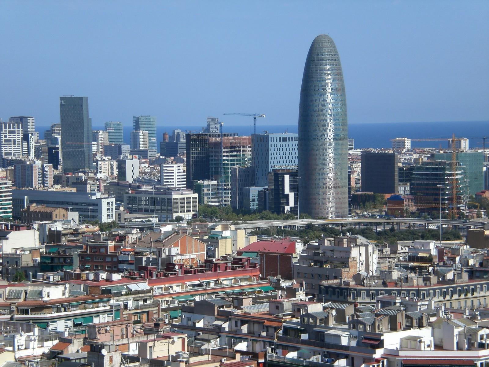 Barcelona Locals Reveal Top Sunday Experiences in Eixample and Gothic Quarter
