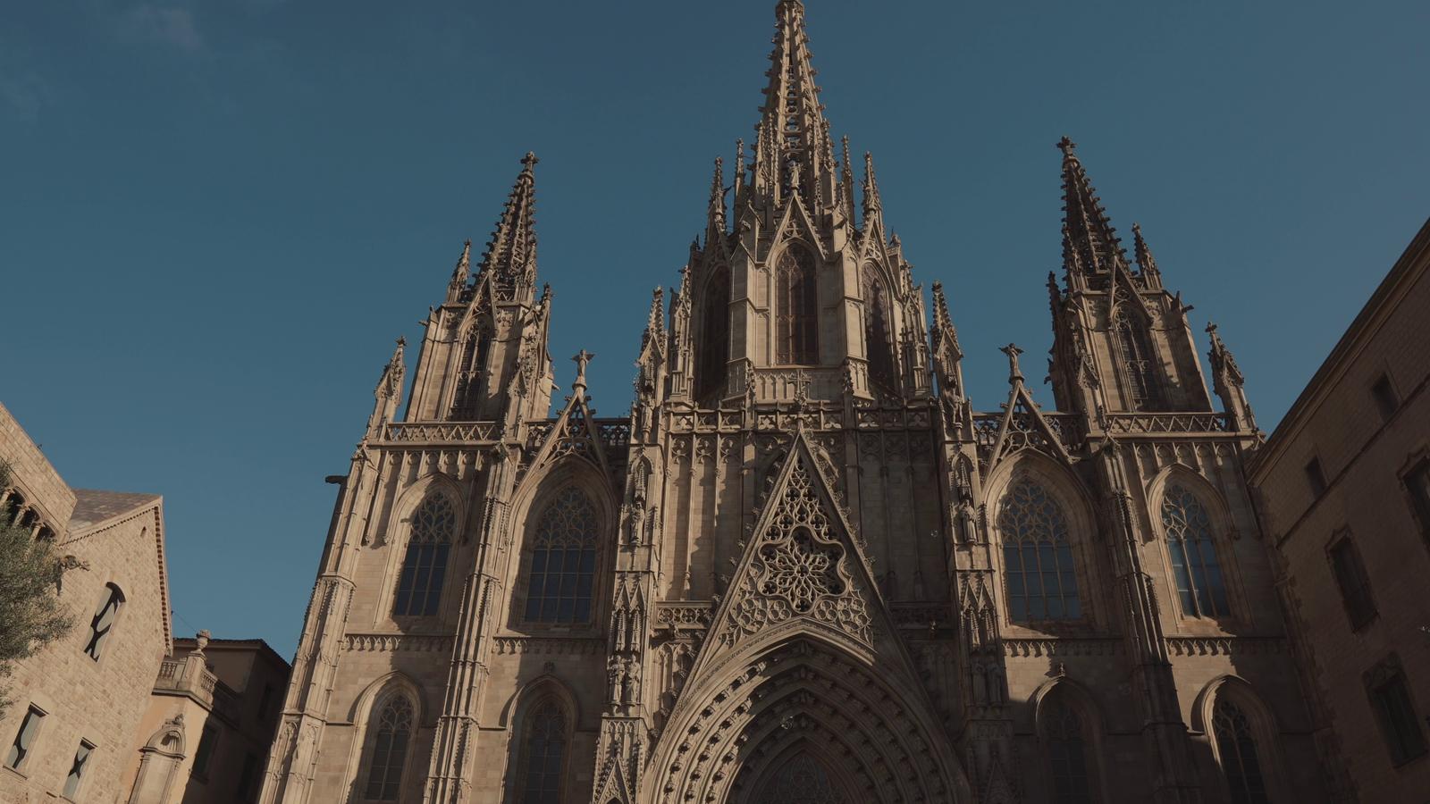 Barcelona Cracks Down on Fraudulent Rentals Amid Airbnb Crisis