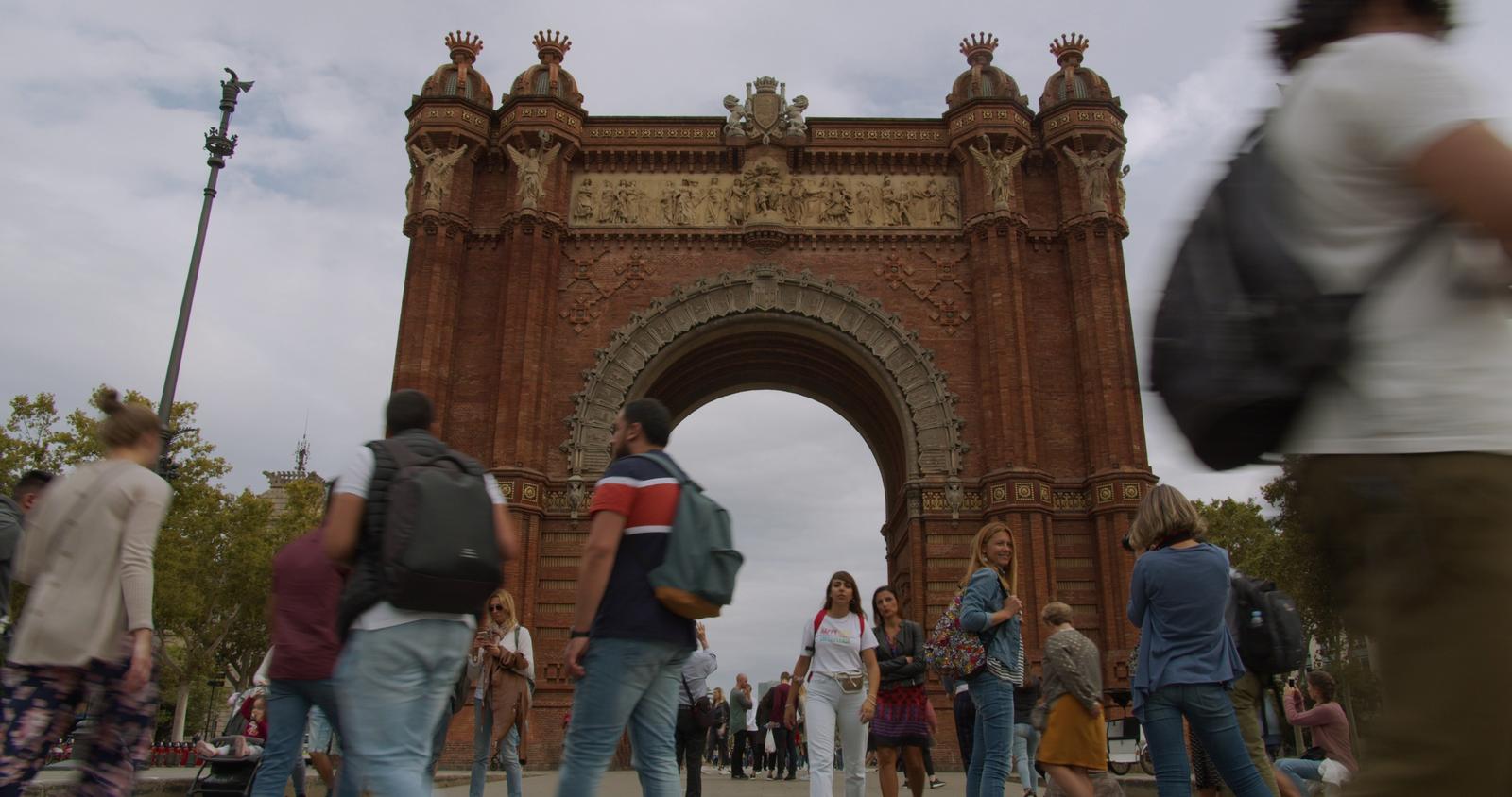 Book Clubs Barcelona: Literary Communities Reshaping the City